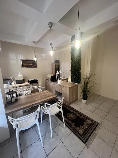 Posesja Nieruchomości Ewa Heider